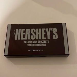 Etude House limited edition Hershey chocolate eyeshadow